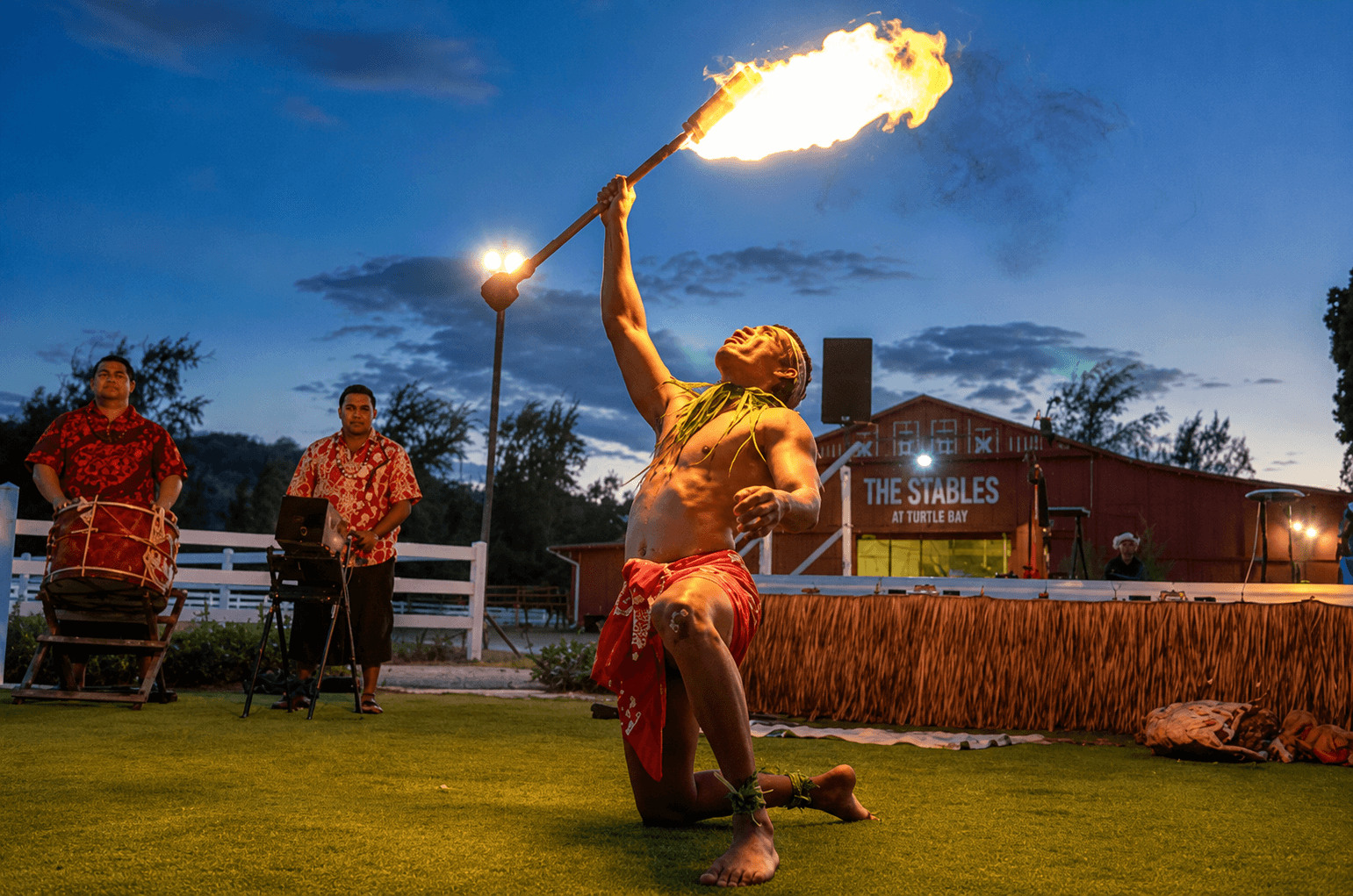 Ritz-Carlton / Paniolo, A Hawaiian Cowboy Lūʻau